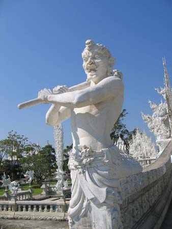Rong Khun Temple - staty